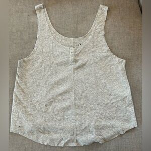 Nike women’s yoga tank top